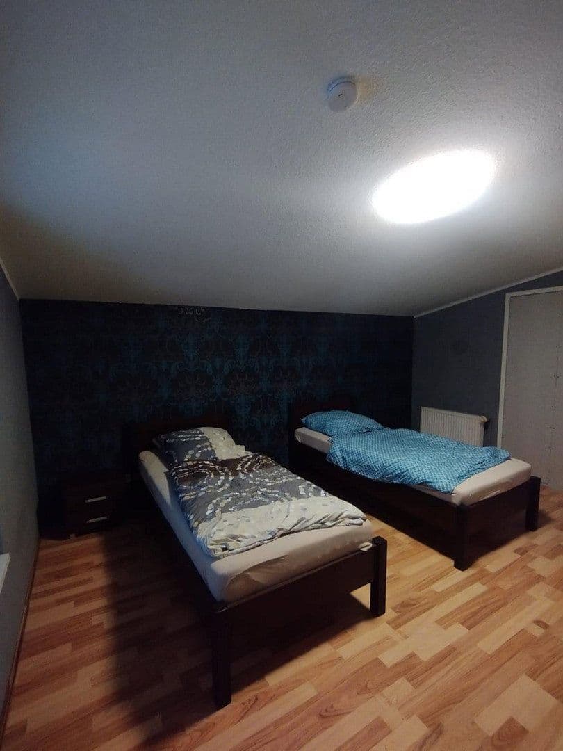 Prenájom domu 500 m², pozemek 2.500 m², Eichstädter Chaussee 12, Oberkrämer, Brandenbursko Prenájom domu 500 m², pozemek 2.500 m², Eichstädter Chaussee 12, Oberkrämer, Brandenbursko