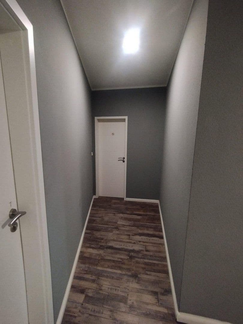 Prenájom domu 500 m², pozemek 2.500 m², Eichstädter Chaussee 12, Oberkrämer, Brandenbursko Prenájom domu 500 m², pozemek 2.500 m², Eichstädter Chaussee 12, Oberkrämer, Brandenbursko
