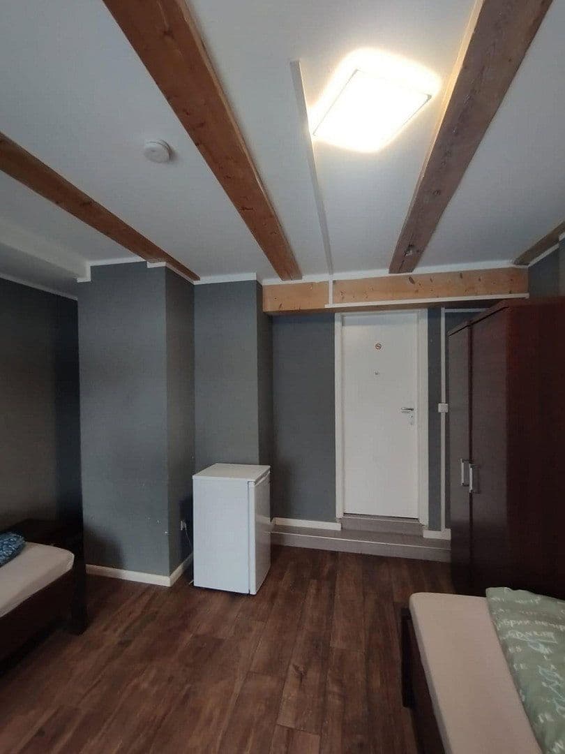 Prenájom domu 500 m², pozemek 2.500 m², Eichstädter Chaussee 12, Oberkrämer, Brandenbursko Prenájom domu 500 m², pozemek 2.500 m², Eichstädter Chaussee 12, Oberkrämer, Brandenbursko