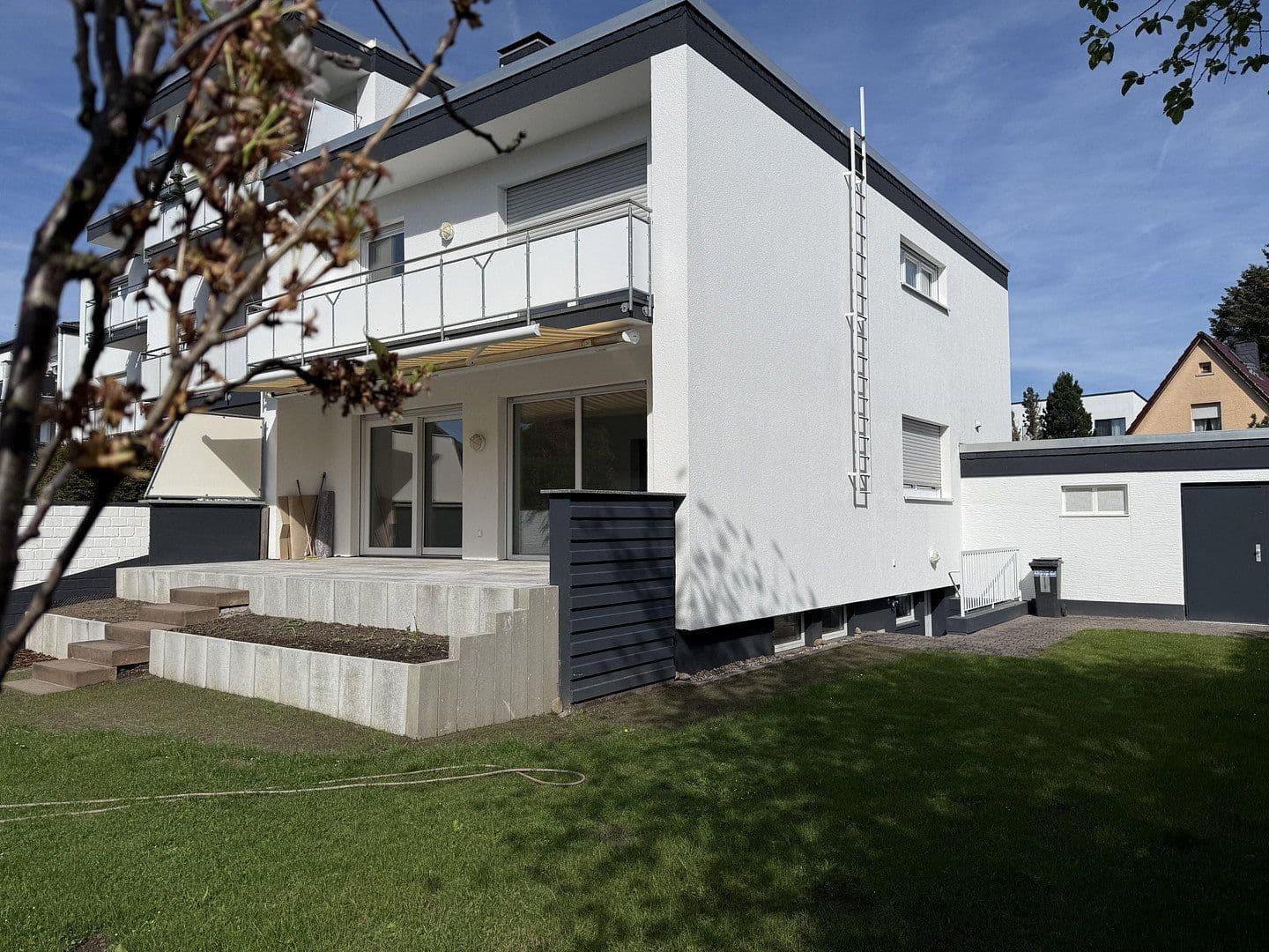 Prenájom domu 132 m², pozemek 400 m², Rödermark, Hesensko Prenájom domu 132 m², pozemek 400 m², Rödermark, Hesensko