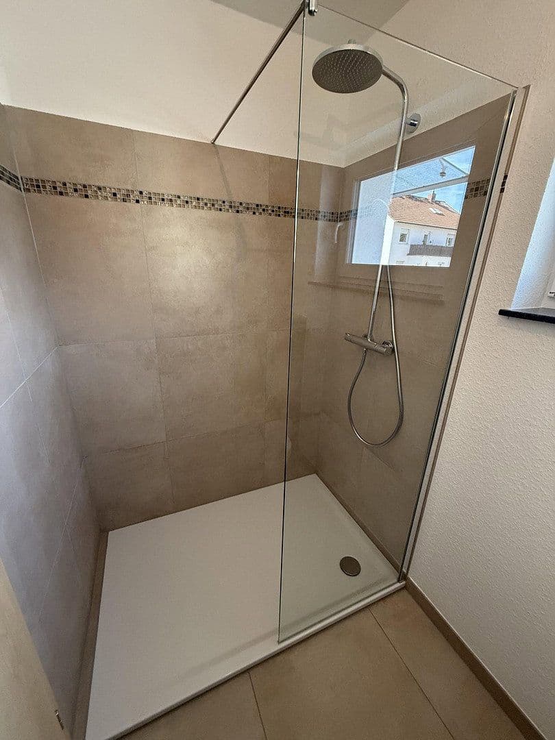 Prenájom domu 132 m², pozemek 400 m², Rödermark, Hesensko Prenájom domu 132 m², pozemek 400 m², Rödermark, Hesensko