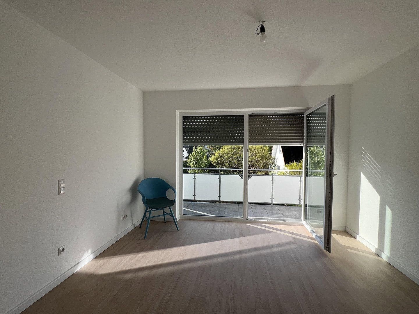 Prenájom domu 132 m², pozemek 400 m², Rödermark, Hesensko Prenájom domu 132 m², pozemek 400 m², Rödermark, Hesensko