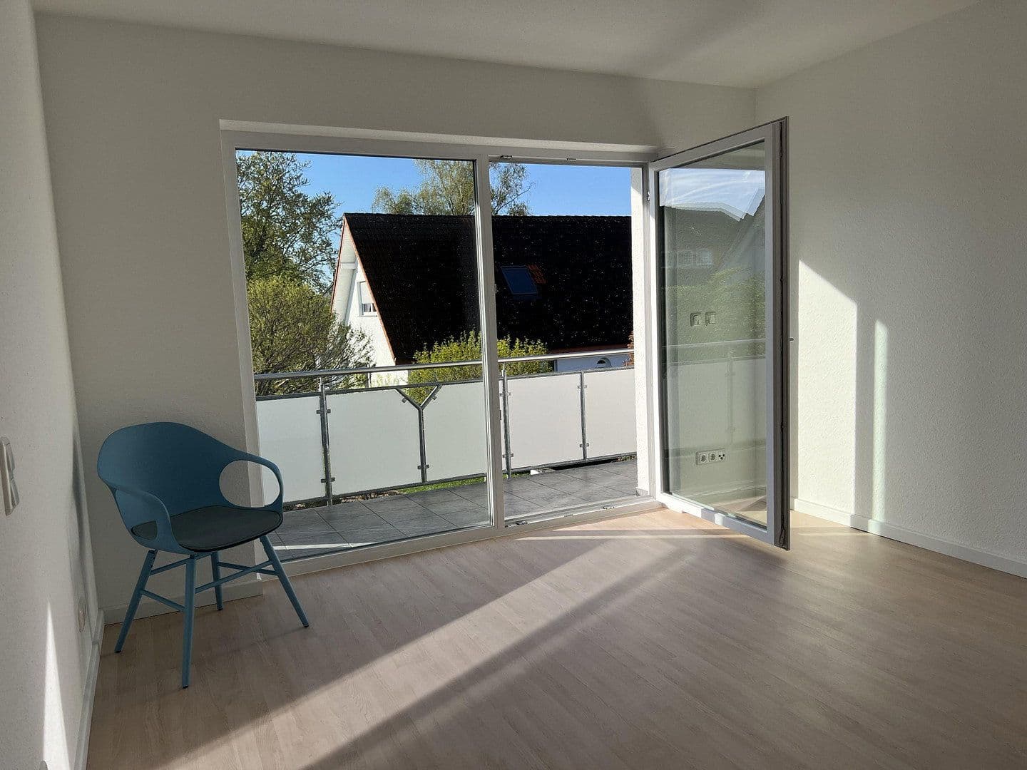 Prenájom domu 132 m², pozemek 400 m², Rödermark, Hesensko Prenájom domu 132 m², pozemek 400 m², Rödermark, Hesensko