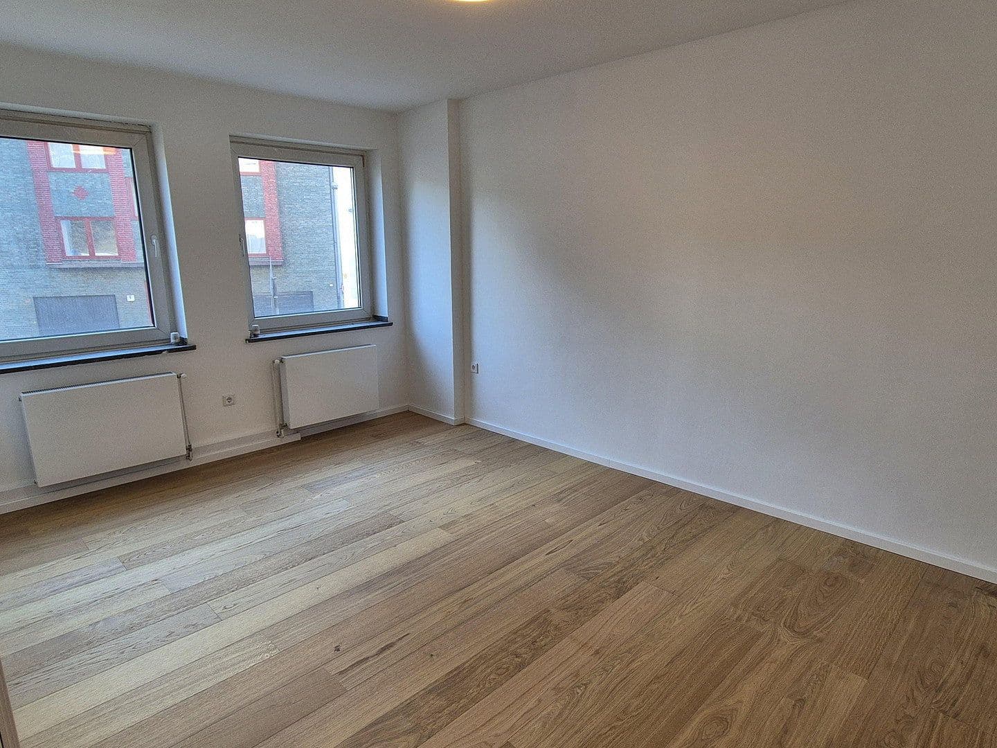 Predaj bytu 2-izbový 63 m², Düsseldorf, Severné Porýnie - Westfálsko Predaj bytu 2-izbový 63 m², Düsseldorf, Severné Porýnie - Westfálsko
