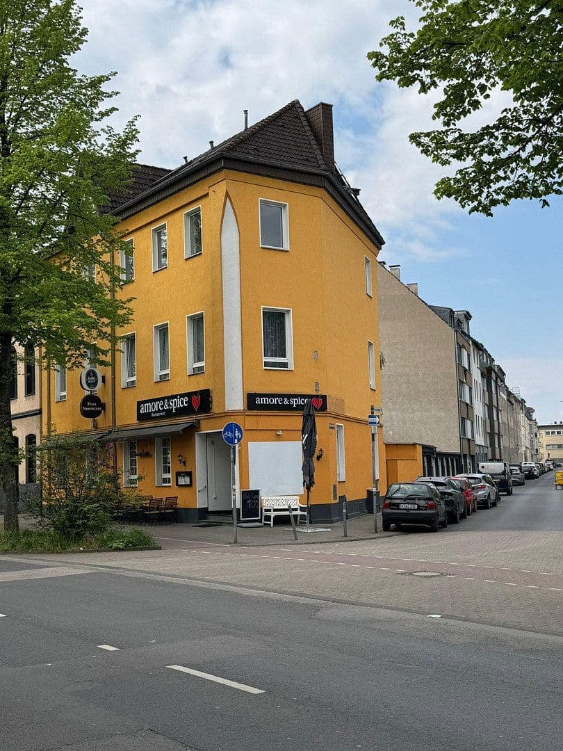 Prenájom bytu 2-izbový 60 m², Brühler Str.26, Köln, Severné Porýnie - Westfálsko Prenájom bytu 2-izbový 60 m², Brühler Str.26, Köln, Severné Porýnie - Westfálsko