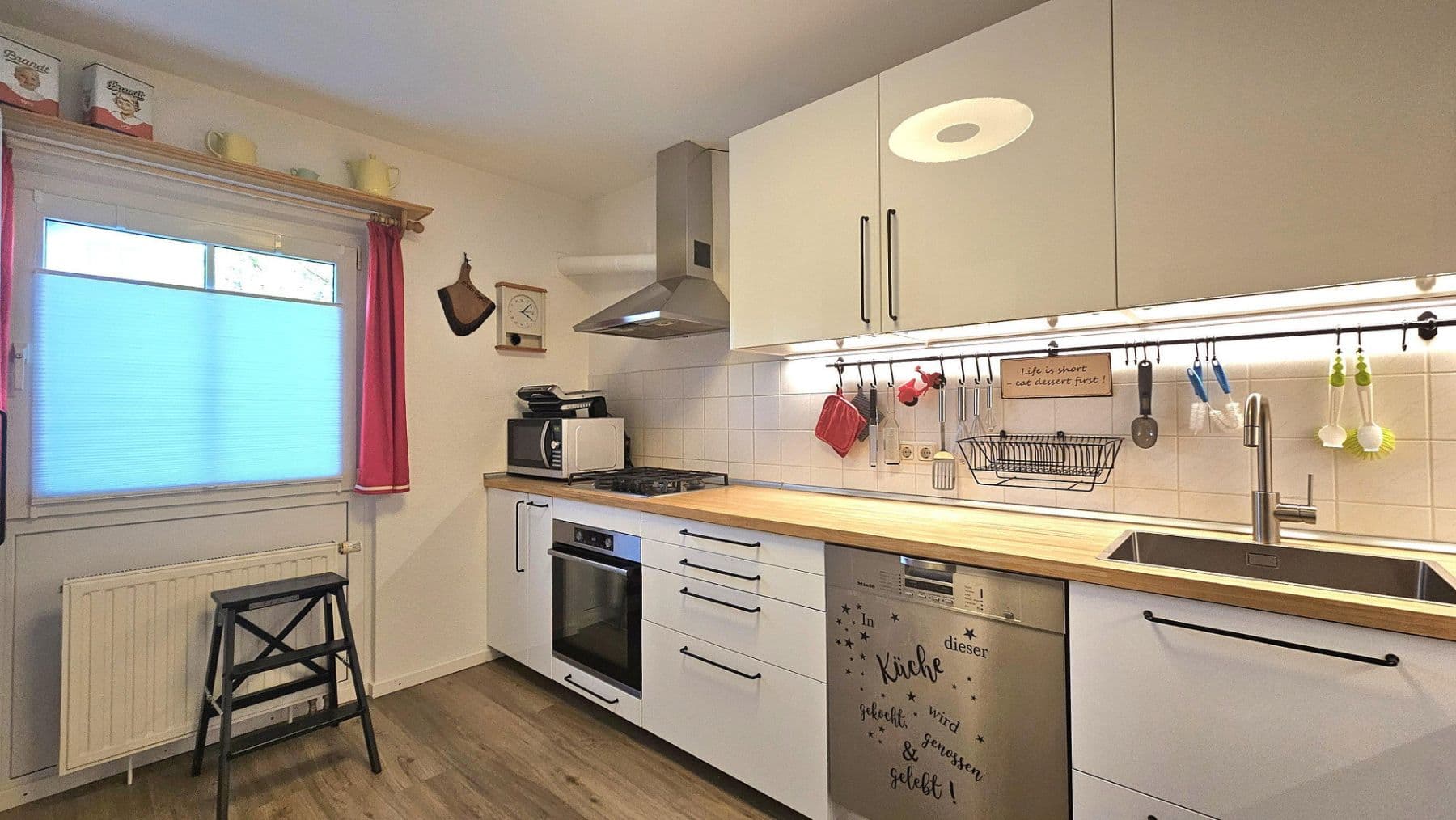 Predaj domu 133 m², pozemek 186 m², Rheinallee 13a, Flörsheim, Hesensko Predaj domu 133 m², pozemek 186 m², Rheinallee 13a, Flörsheim, Hesensko