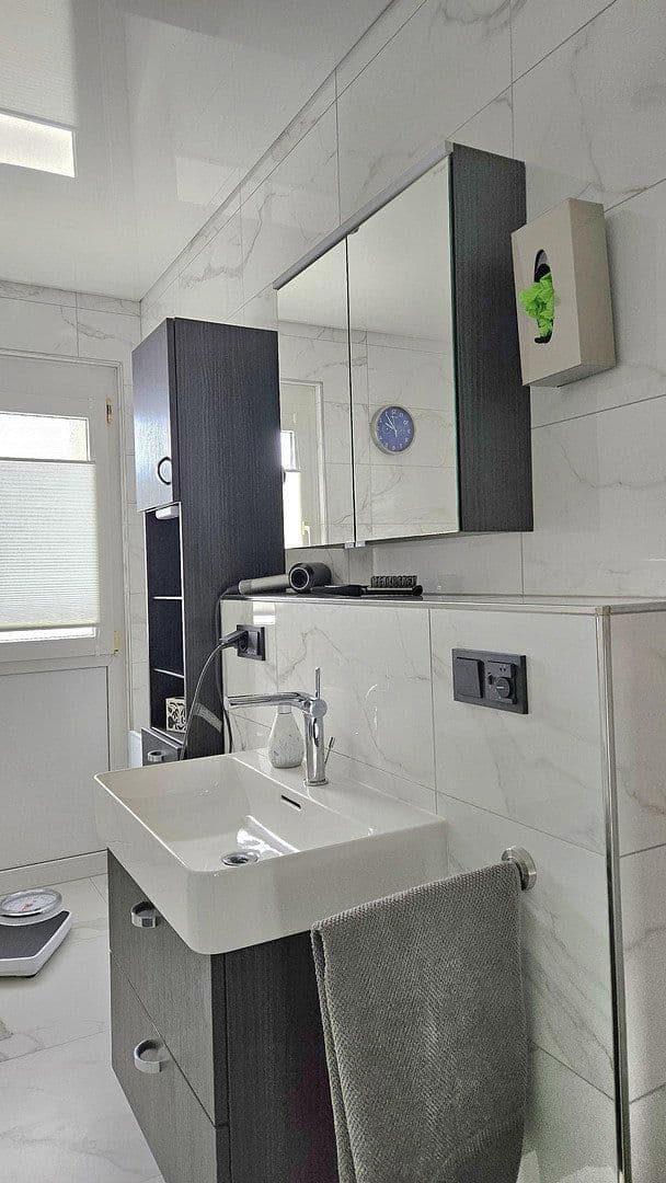 Predaj domu 133 m², pozemek 186 m², Rheinallee 13a, Flörsheim, Hesensko Predaj domu 133 m², pozemek 186 m², Rheinallee 13a, Flörsheim, Hesensko