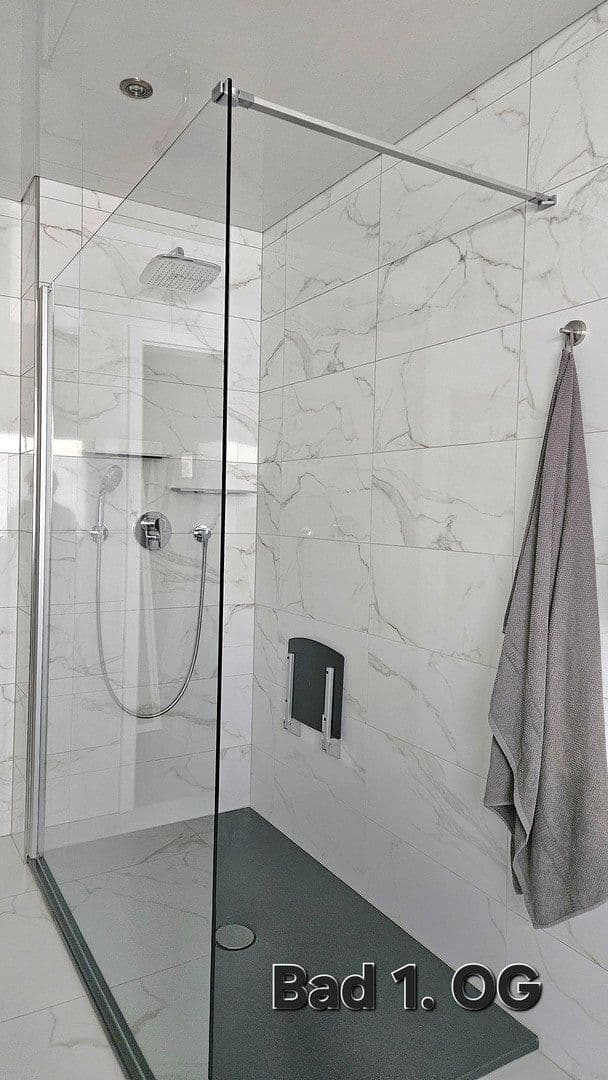 Predaj domu 133 m², pozemek 186 m², Rheinallee 13a, Flörsheim, Hesensko Predaj domu 133 m², pozemek 186 m², Rheinallee 13a, Flörsheim, Hesensko