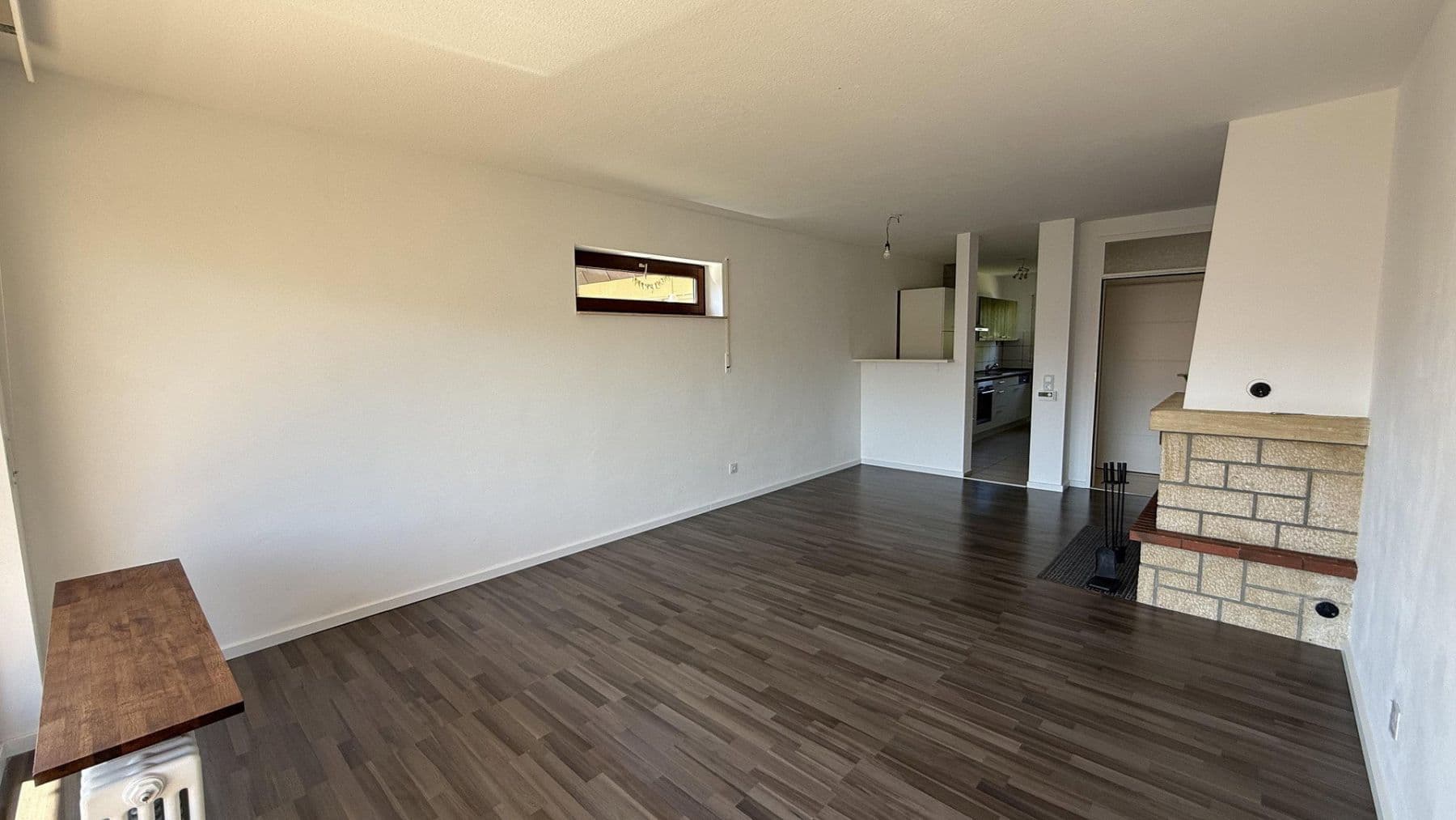 Prenájom bytu 4-izbový 85 m², Bad Schönborn, Bádensko-Wurttembersko Prenájom bytu 4-izbový 85 m², Bad Schönborn, Bádensko-Wurttembersko