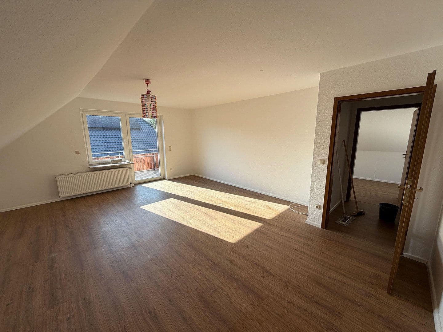 Prenájom bytu 3-izbový 90 m², Garbsen, Dolné Sasko Prenájom bytu 3-izbový 90 m², Garbsen, Dolné Sasko