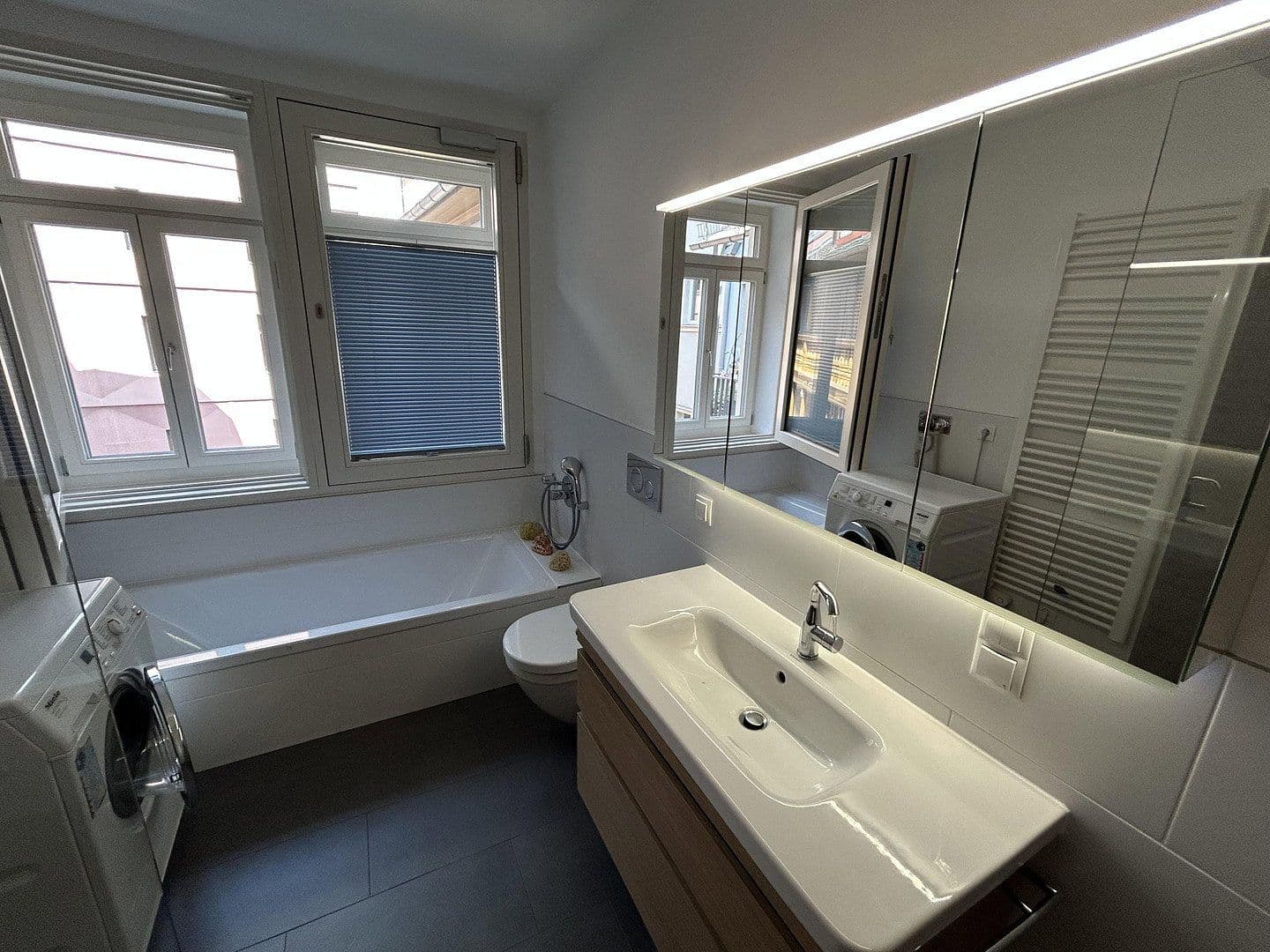 Predaj bytu 3-izbový 123 m², Frankfurt, Hesensko Predaj bytu 3-izbový 123 m², Frankfurt, Hesensko