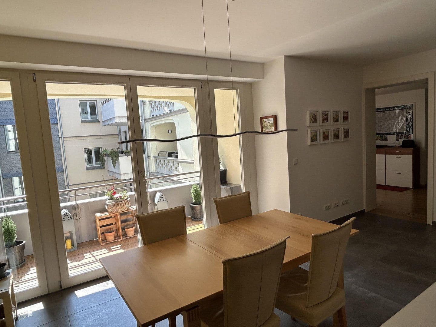 Predaj bytu 3-izbový 123 m², Frankfurt, Hesensko Predaj bytu 3-izbový 123 m², Frankfurt, Hesensko