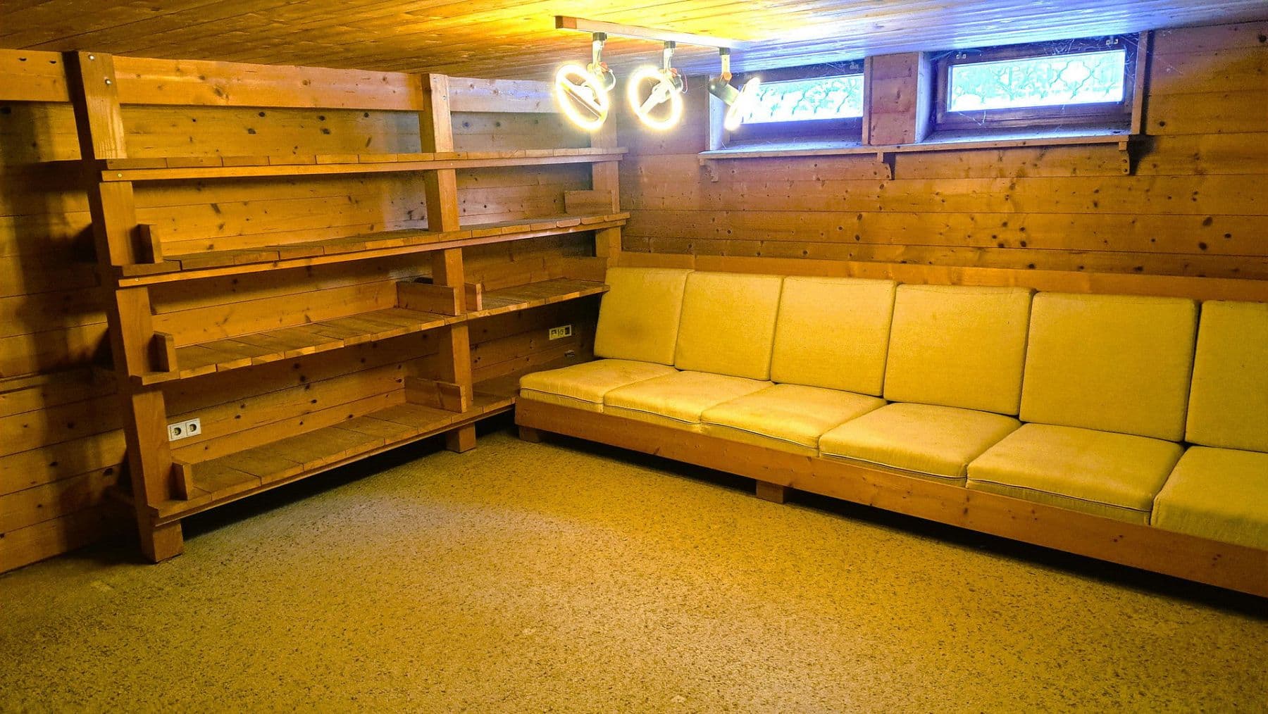 Predaj domu 170 m², pozemek 681 m², Ingolstadt, Bavorsko Predaj domu 170 m², pozemek 681 m², Ingolstadt, Bavorsko