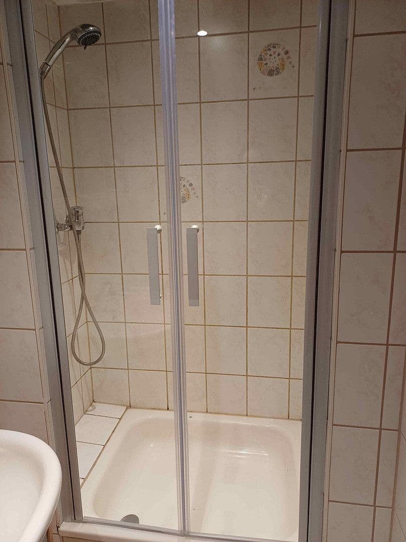 Prenájom bytu 4-izbový 110 m², Kreuzstr., 16, Sprockhövel, Severné Porýnie - Westfálsko Prenájom bytu 4-izbový 110 m², Kreuzstr., 16, Sprockhövel, Severné Porýnie - Westfálsko