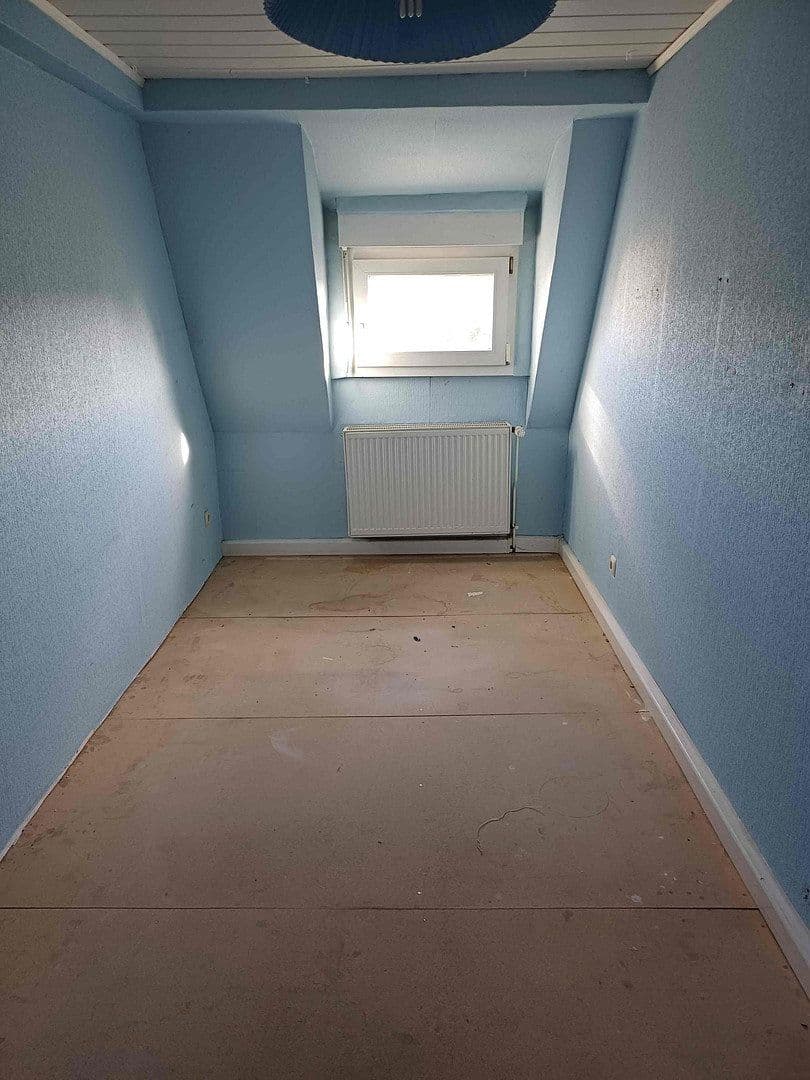 Prenájom bytu 4-izbový 110 m², Kreuzstr., 16, Sprockhövel, Severné Porýnie - Westfálsko Prenájom bytu 4-izbový 110 m², Kreuzstr., 16, Sprockhövel, Severné Porýnie - Westfálsko