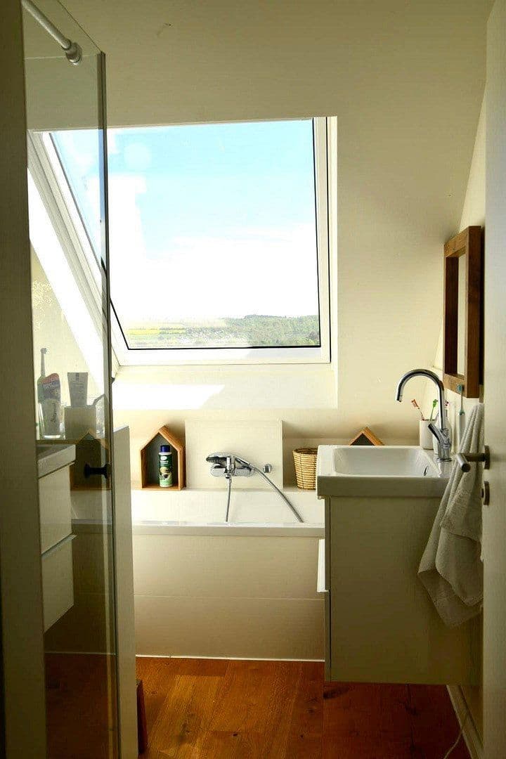 Predaj domu 301 m², pozemek 1.066 m², Schlehenweg 33, Heidenrod, Hesensko Predaj domu 301 m², pozemek 1.066 m², Schlehenweg 33, Heidenrod, Hesensko