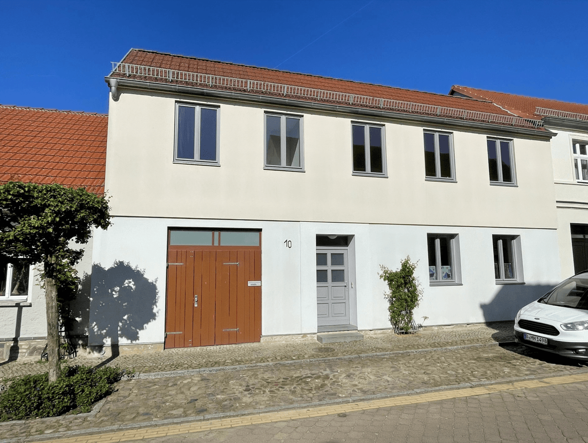 Predaj domu 104 m², pozemek 125 m², Kreuzstr. 10, Gransee, Brandenbursko Predaj domu 104 m², pozemek 125 m², Kreuzstr. 10, Gransee, Brandenbursko