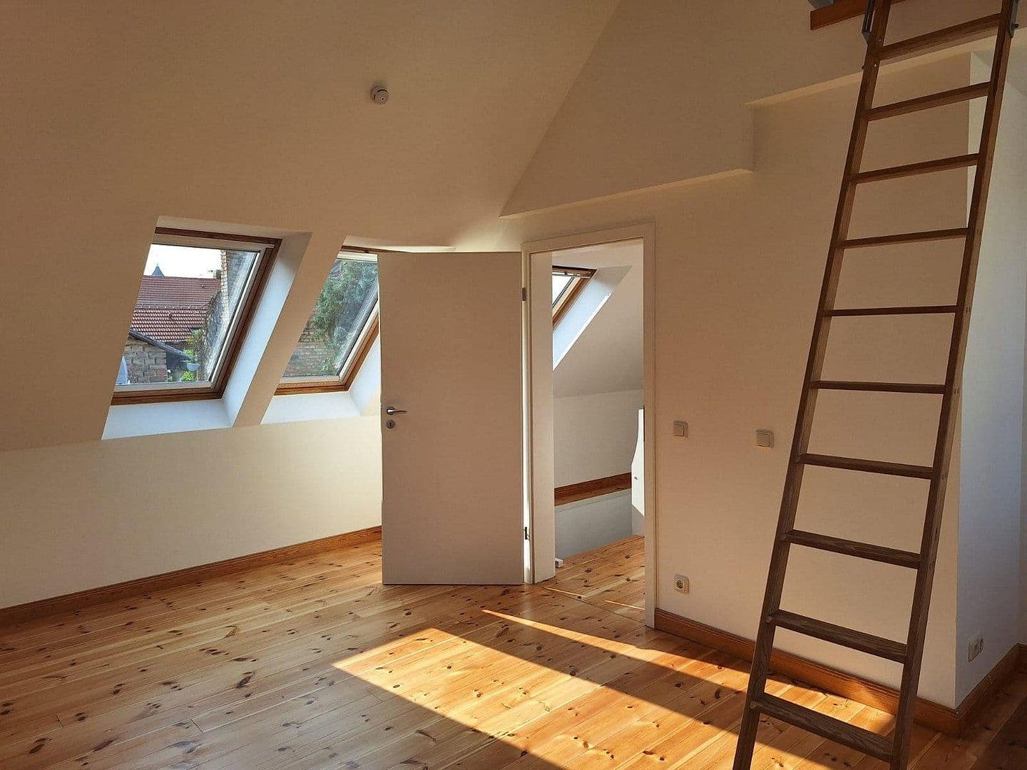 Predaj domu 104 m², pozemek 125 m², Kreuzstr. 10, Gransee, Brandenbursko Predaj domu 104 m², pozemek 125 m², Kreuzstr. 10, Gransee, Brandenbursko