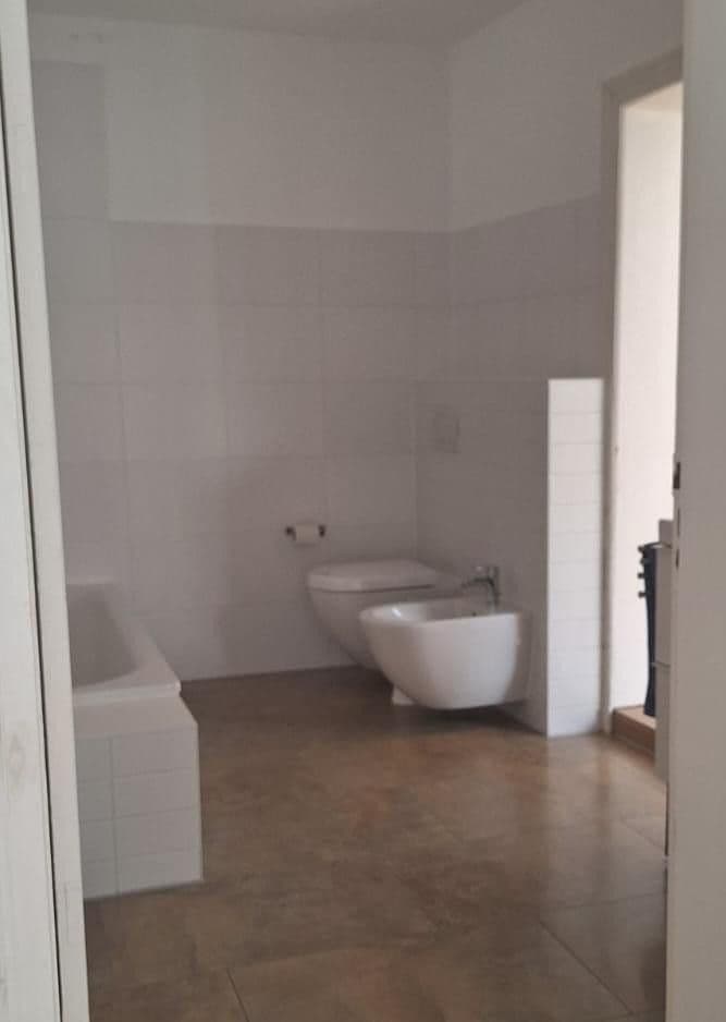 Predaj domu 104 m², pozemek 125 m², Kreuzstr. 10, Gransee, Brandenbursko Predaj domu 104 m², pozemek 125 m², Kreuzstr. 10, Gransee, Brandenbursko