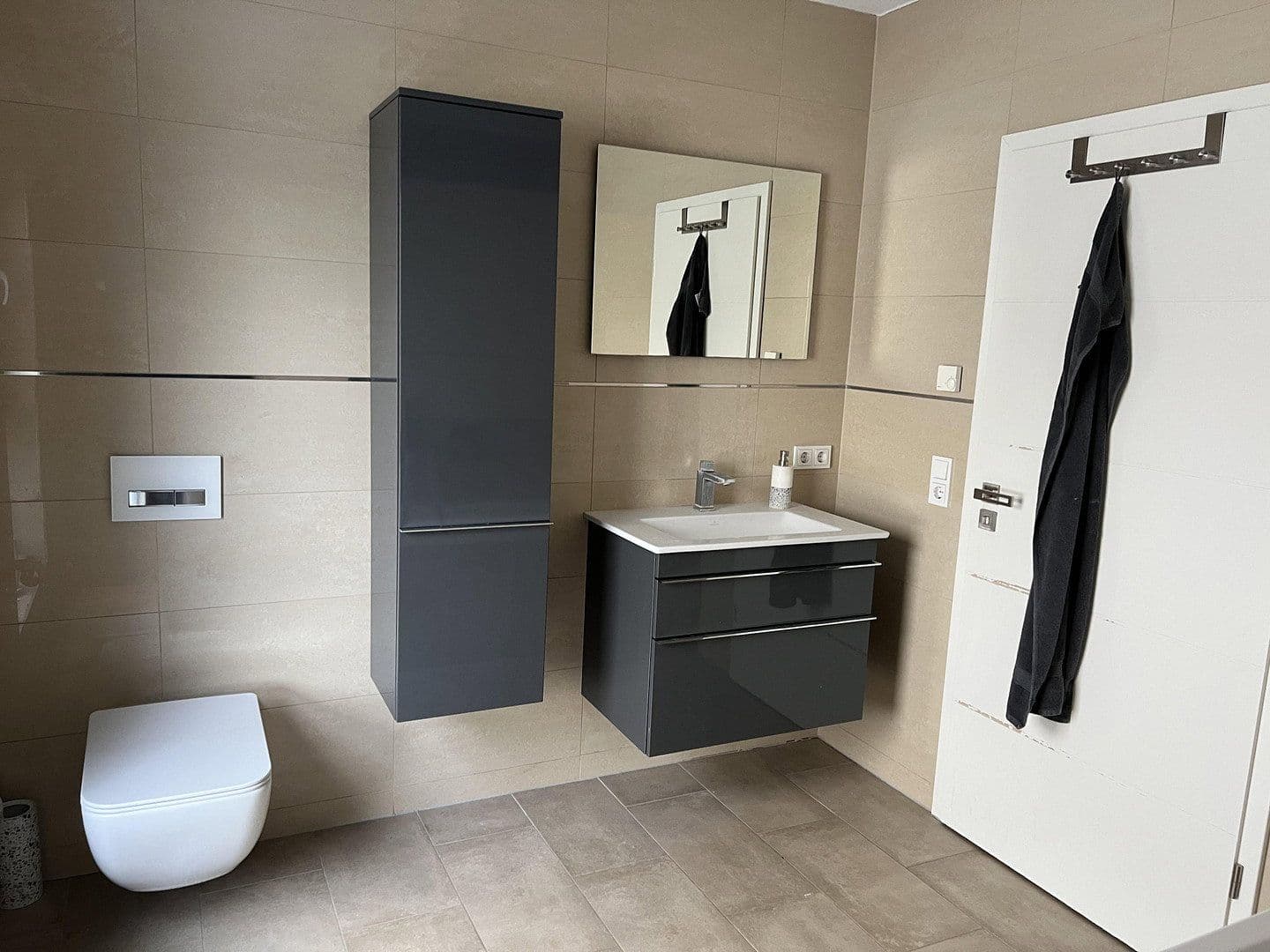 Prenájom domu 200 m², pozemek 275 m², Köln, Severné Porýnie - Westfálsko Prenájom domu 200 m², pozemek 275 m², Köln, Severné Porýnie - Westfálsko