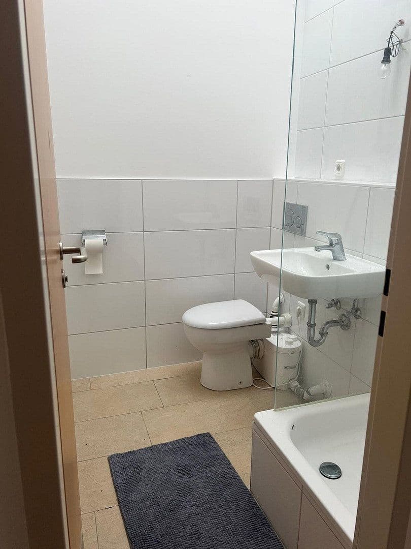 Prenájom bytu 1-izbový 37 m², Baldhamer Straße 39, Vaterstetten, Bavorsko Prenájom bytu 1-izbový 37 m², Baldhamer Straße 39, Vaterstetten, Bavorsko