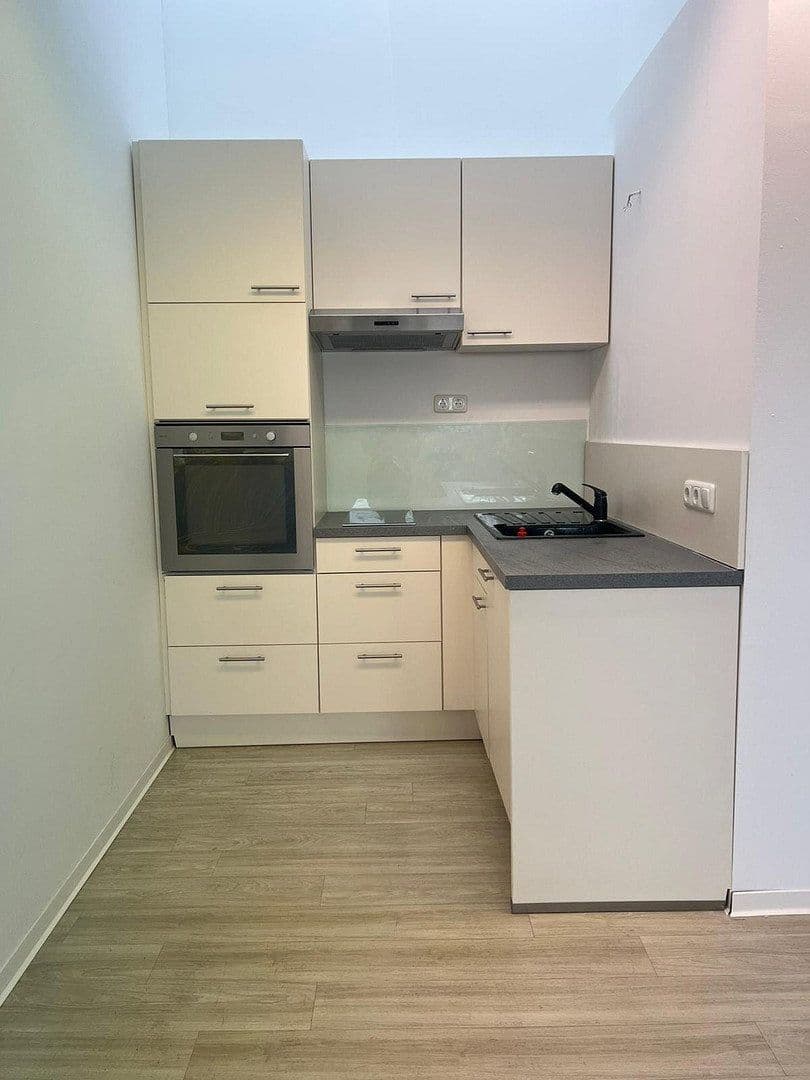 Prenájom bytu 1-izbový 37 m², Baldhamer Straße 39, Vaterstetten, Bavorsko Prenájom bytu 1-izbový 37 m², Baldhamer Straße 39, Vaterstetten, Bavorsko