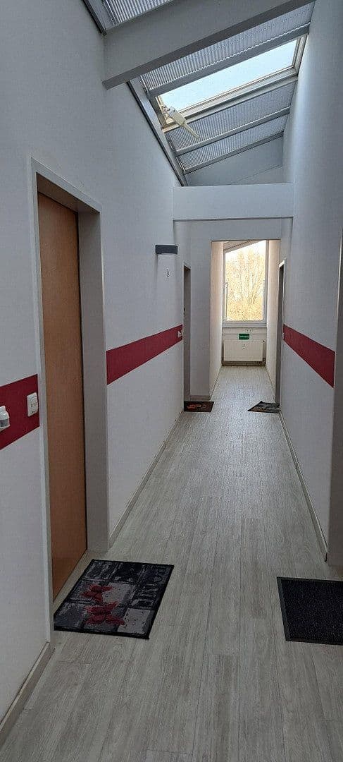 Prenájom bytu 1-izbový 37 m², Baldhamer Straße 39, Vaterstetten, Bavorsko Prenájom bytu 1-izbový 37 m², Baldhamer Straße 39, Vaterstetten, Bavorsko