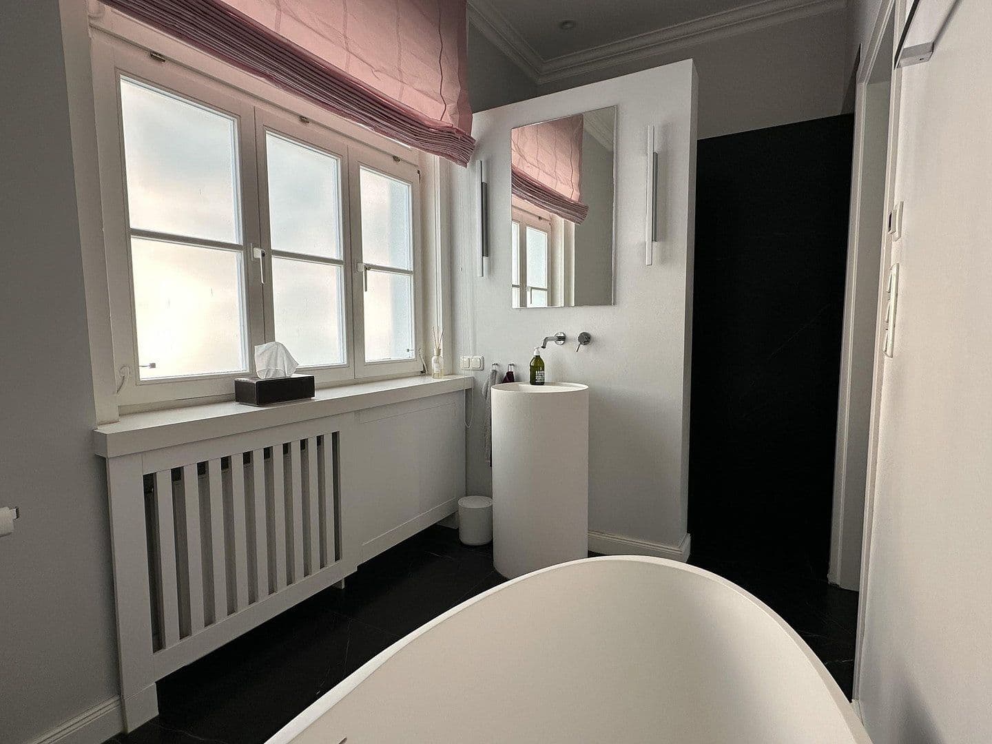 Predaj domu 350 m², pozemek 578 m², Frankfurt am Main, Hesensko Predaj domu 350 m², pozemek 578 m², Frankfurt am Main, Hesensko