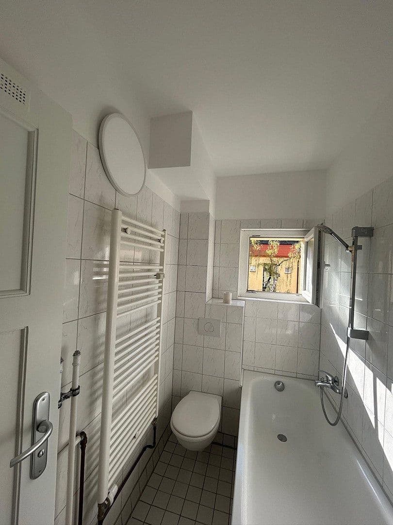 Predaj bytu 2-izbový 46 m², Lienemannstraße, Berlin, Berlín Predaj bytu 2-izbový 46 m², Lienemannstraße, Berlin, Berlín