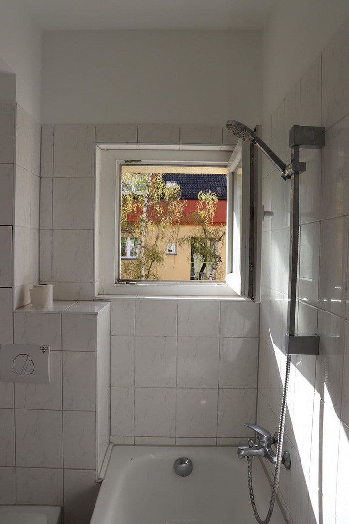 Predaj bytu 2-izbový 46 m², Lienemannstraße, Berlin, Berlín Predaj bytu 2-izbový 46 m², Lienemannstraße, Berlin, Berlín