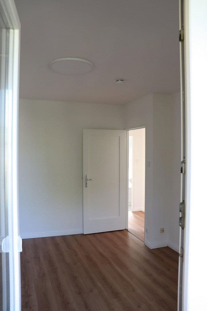 Predaj bytu 2-izbový 46 m², Lienemannstraße, Berlin, Berlín Predaj bytu 2-izbový 46 m², Lienemannstraße, Berlin, Berlín