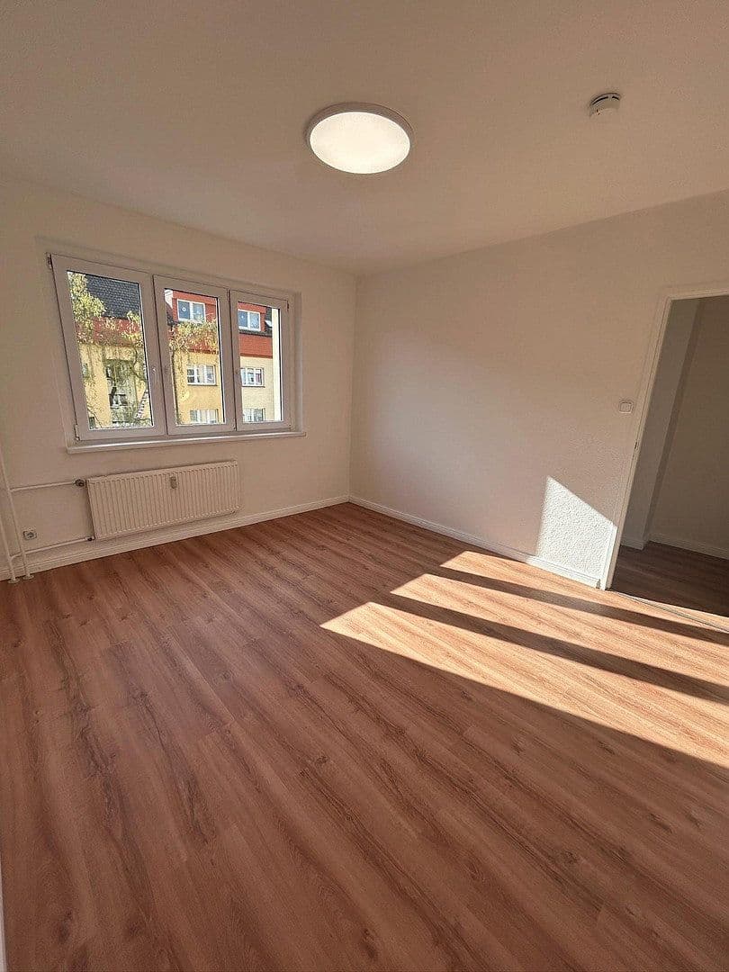 Predaj bytu 2-izbový 46 m², Lienemannstraße, Berlin, Berlín Predaj bytu 2-izbový 46 m², Lienemannstraße, Berlin, Berlín