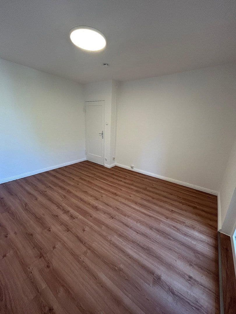 Predaj bytu 2-izbový 46 m², Lienemannstraße, Berlin, Berlín Predaj bytu 2-izbový 46 m², Lienemannstraße, Berlin, Berlín