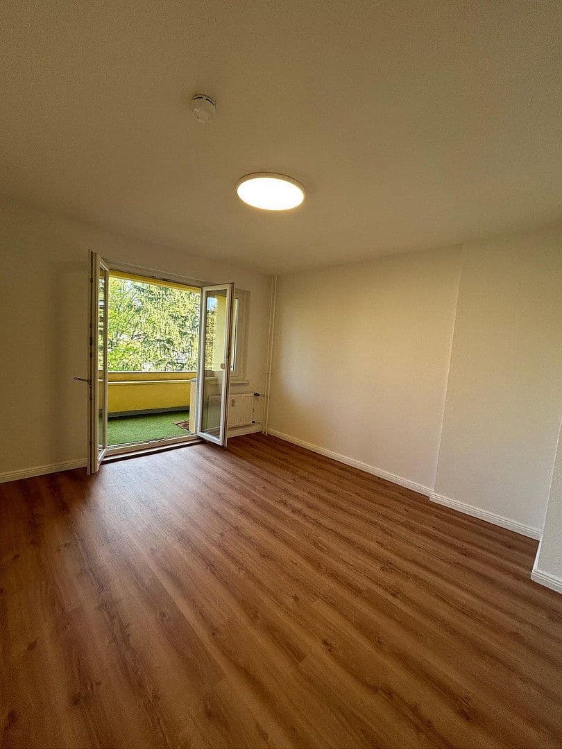Predaj bytu 2-izbový 46 m², Lienemannstraße, Berlin, Berlín Predaj bytu 2-izbový 46 m², Lienemannstraße, Berlin, Berlín