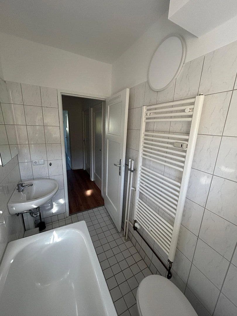 Predaj bytu 2-izbový 46 m², Lienemannstraße, Berlin, Berlín Predaj bytu 2-izbový 46 m², Lienemannstraße, Berlin, Berlín