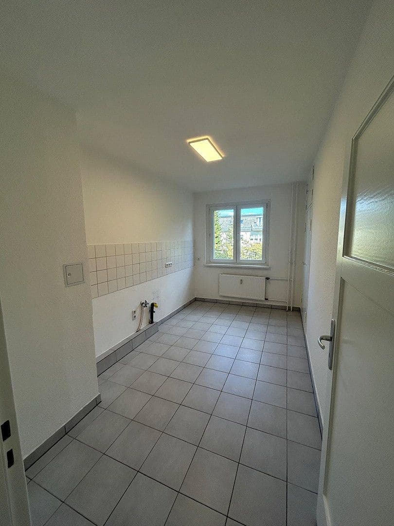 Predaj bytu 2-izbový 46 m², Lienemannstraße, Berlin, Berlín Predaj bytu 2-izbový 46 m², Lienemannstraße, Berlin, Berlín