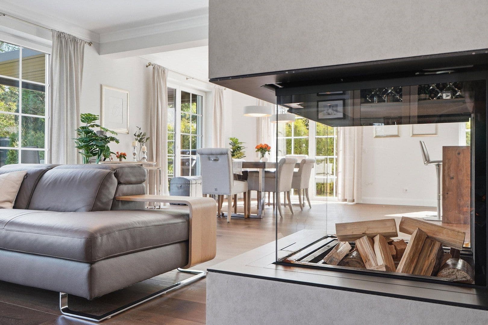 Predaj domu 355 m², pozemek 891 m², Odenthal, Severné Porýnie - Westfálsko Predaj domu 355 m², pozemek 891 m², Odenthal, Severné Porýnie - Westfálsko