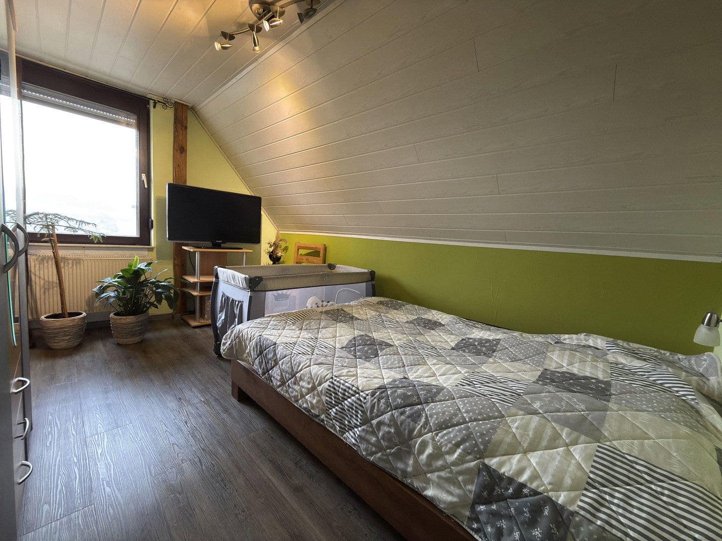 Predaj domu 191 m², pozemek 353 m², Butzbach, Hesensko Predaj domu 191 m², pozemek 353 m², Butzbach, Hesensko