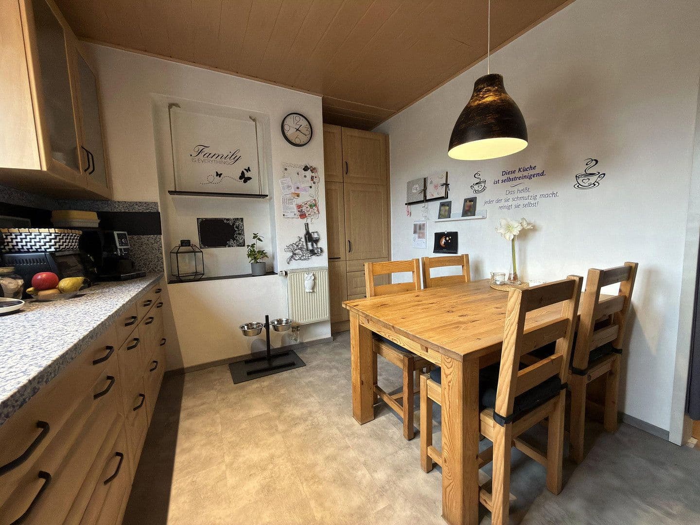 Predaj domu 191 m², pozemek 353 m², Butzbach, Hesensko Predaj domu 191 m², pozemek 353 m², Butzbach, Hesensko