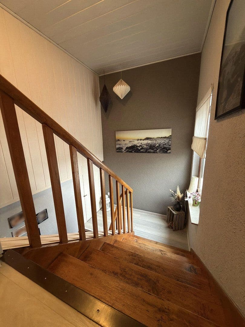 Predaj domu 191 m², pozemek 353 m², Butzbach, Hesensko Predaj domu 191 m², pozemek 353 m², Butzbach, Hesensko