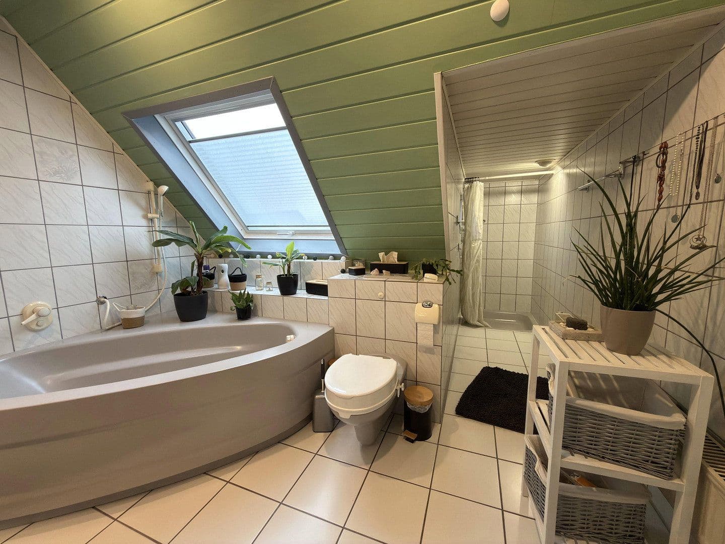 Predaj domu 191 m², pozemek 353 m², Butzbach, Hesensko Predaj domu 191 m², pozemek 353 m², Butzbach, Hesensko