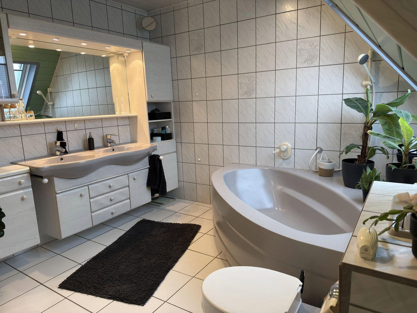 Predaj domu 191 m², pozemek 353 m², Butzbach, Hesensko Predaj domu 191 m², pozemek 353 m², Butzbach, Hesensko