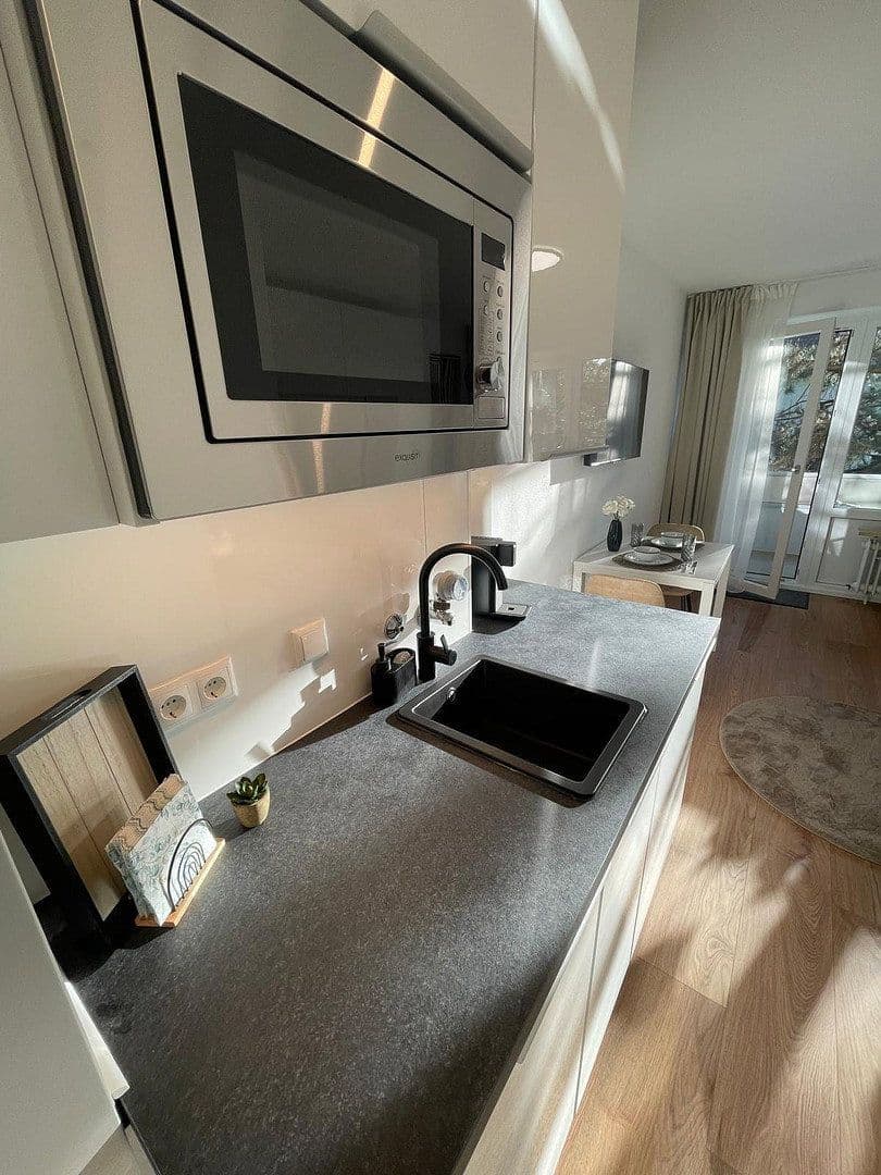 Prenájom bytu 1-izbový 30 m², Jakob-Hagenbucher Straße, München, Bavorsko Prenájom bytu 1-izbový 30 m², Jakob-Hagenbucher Straße, München, Bavorsko