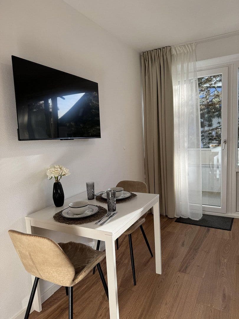 Prenájom bytu 1-izbový 30 m², Jakob-Hagenbucher Straße, München, Bavorsko Prenájom bytu 1-izbový 30 m², Jakob-Hagenbucher Straße, München, Bavorsko