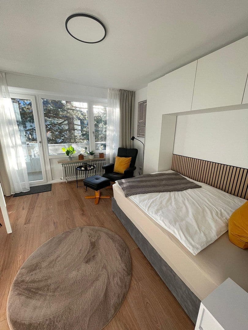 Prenájom bytu 1-izbový 30 m², Jakob-Hagenbucher Straße, München, Bavorsko Prenájom bytu 1-izbový 30 m², Jakob-Hagenbucher Straße, München, Bavorsko