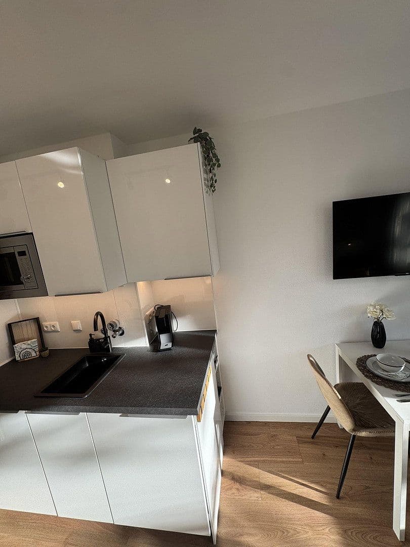 Prenájom bytu 1-izbový 30 m², Jakob-Hagenbucher Straße, München, Bavorsko Prenájom bytu 1-izbový 30 m², Jakob-Hagenbucher Straße, München, Bavorsko