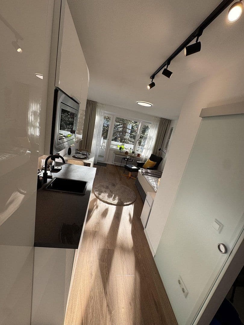 Prenájom bytu 1-izbový 30 m², Jakob-Hagenbucher Straße, München, Bavorsko Prenájom bytu 1-izbový 30 m², Jakob-Hagenbucher Straße, München, Bavorsko