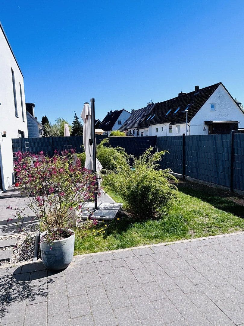 Predaj domu 125 m², pozemek 238 m², Isernhagen, Dolné Sasko Predaj domu 125 m², pozemek 238 m², Isernhagen, Dolné Sasko