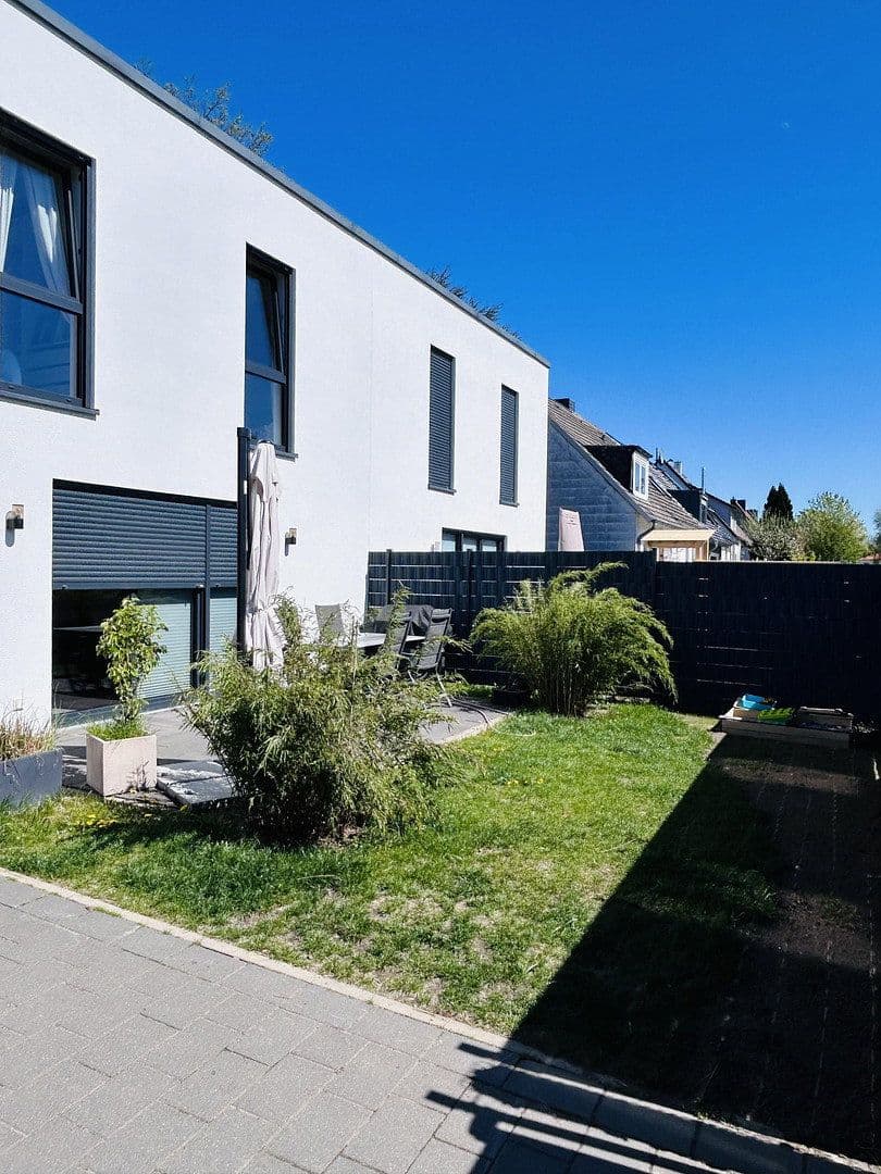 Predaj domu 125 m², pozemek 238 m², Isernhagen, Dolné Sasko Predaj domu 125 m², pozemek 238 m², Isernhagen, Dolné Sasko