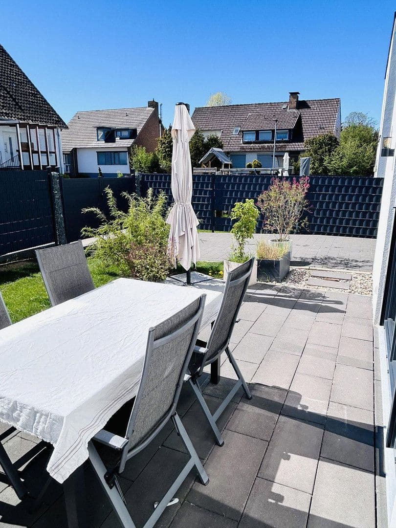 Predaj domu 125 m², pozemek 238 m², Isernhagen, Dolné Sasko Predaj domu 125 m², pozemek 238 m², Isernhagen, Dolné Sasko
